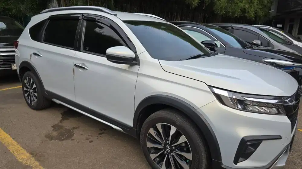 BRV 1.5 Prestige Sensing Bensin-AT TANGAN PERTAMA