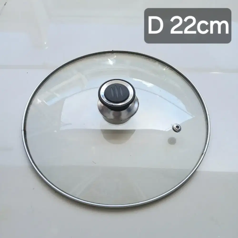 Tutup panci kaca universal 22 cm, bekas
