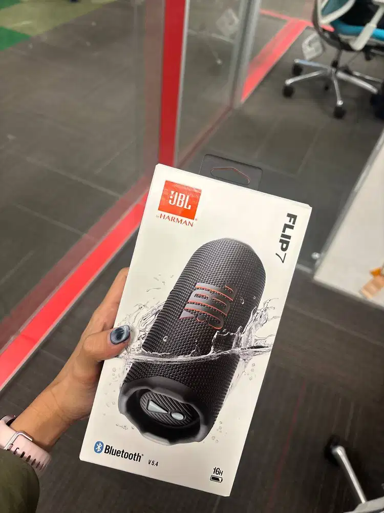 JBL Flip 7 — Brand New