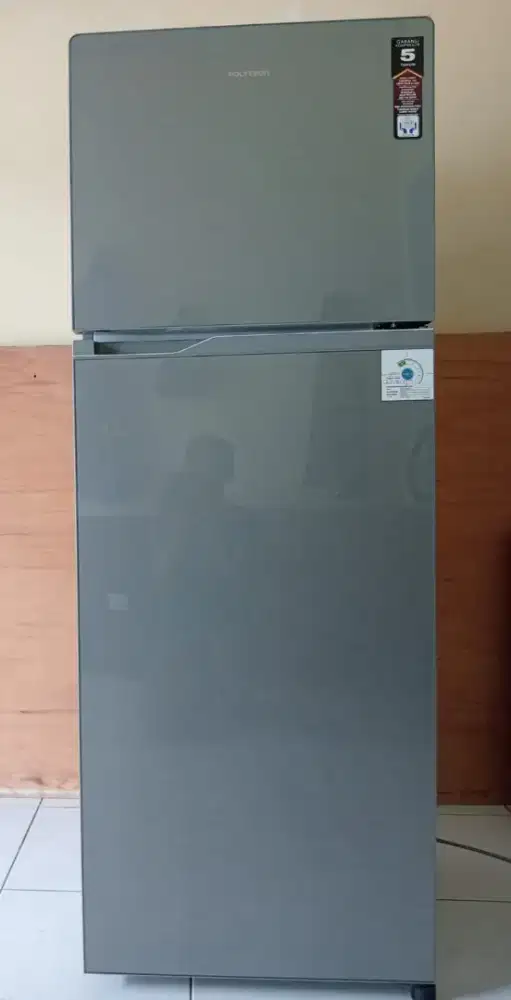 Kulkas Polytron 2 pintu
