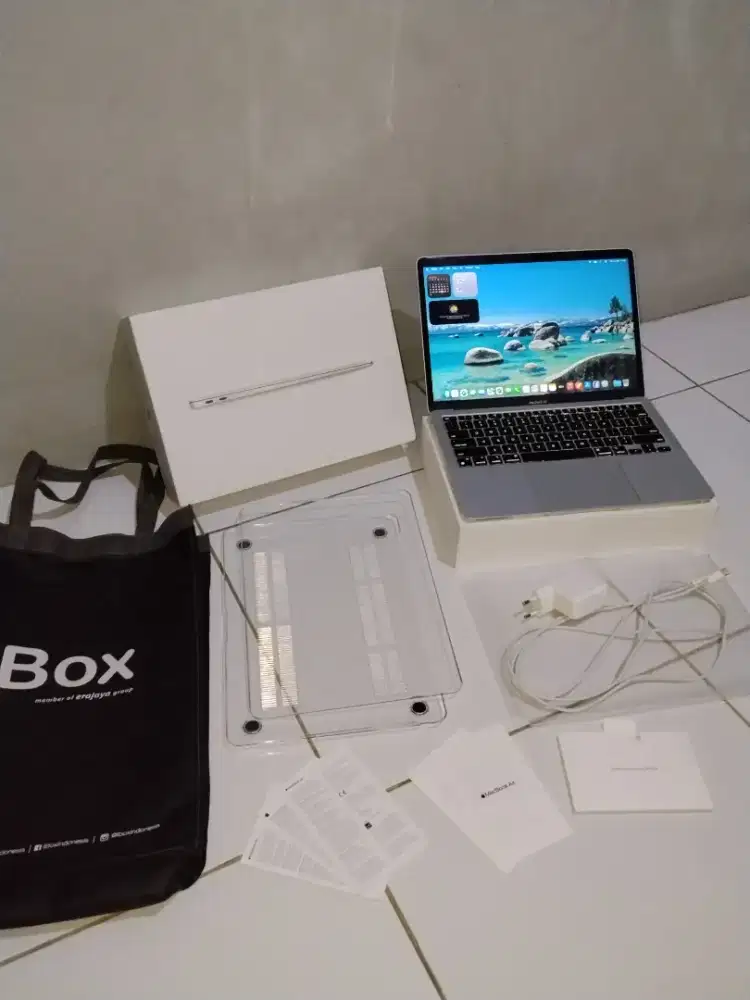 MacBook Pro M1 8/256 Fullset Space Grey Mulus No Dent Terawat