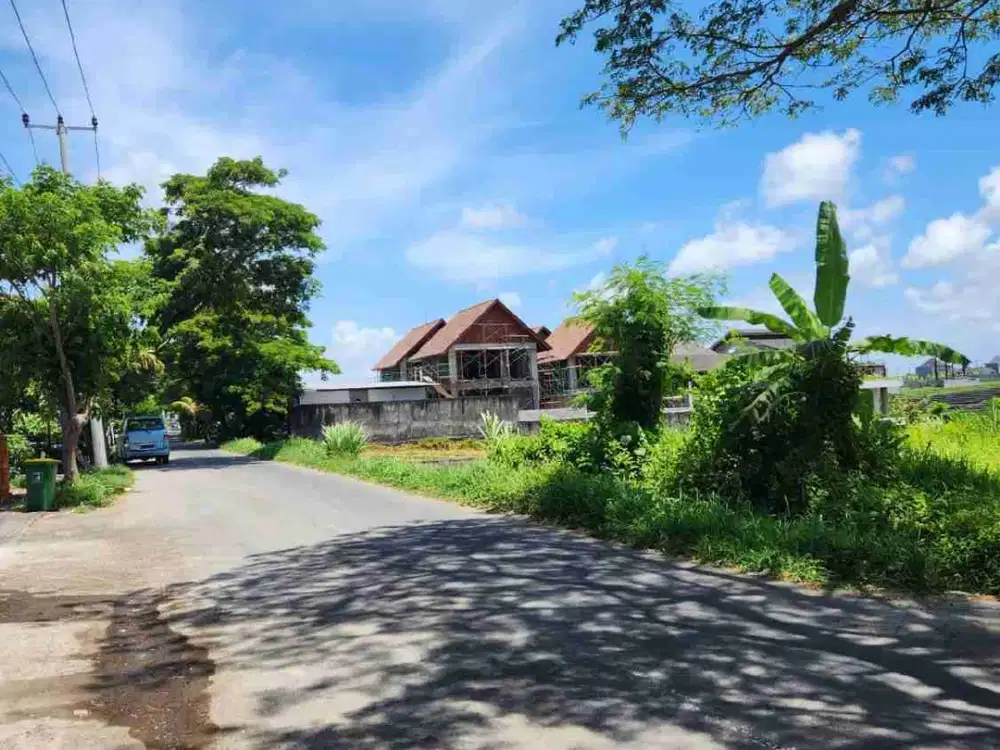 TANAH 4000m² DI KAWASAN JALAN  PANTAI SESEH