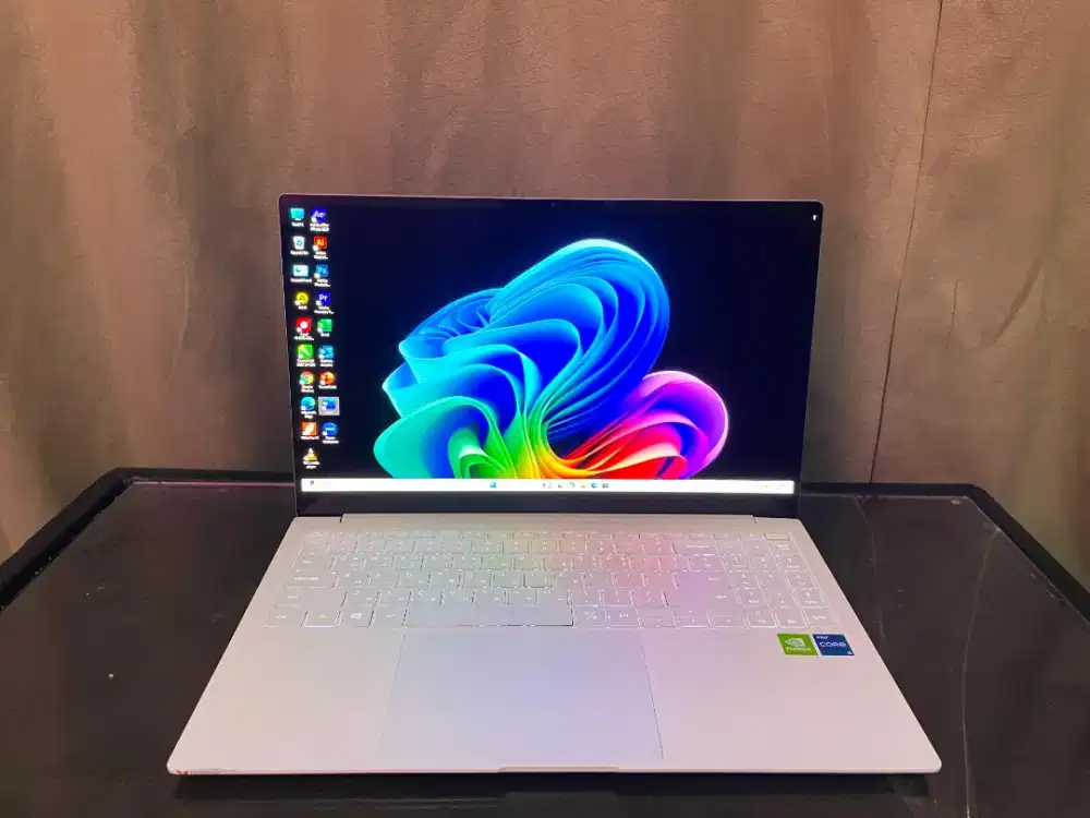 Terima jual beli laptop bekas macbook iPad tablet rusak atau matot