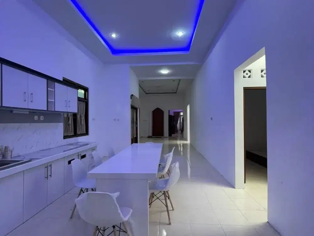 (BU) Buru Sebelum Hilang! Utara Balai Kota, Tepi Jalan Aspal! Rumah Hitung Tanah Saja