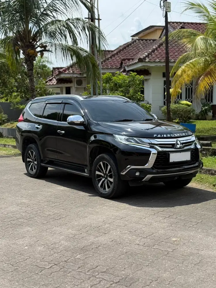 PAJERO SPORT DAKAR SUNROOF