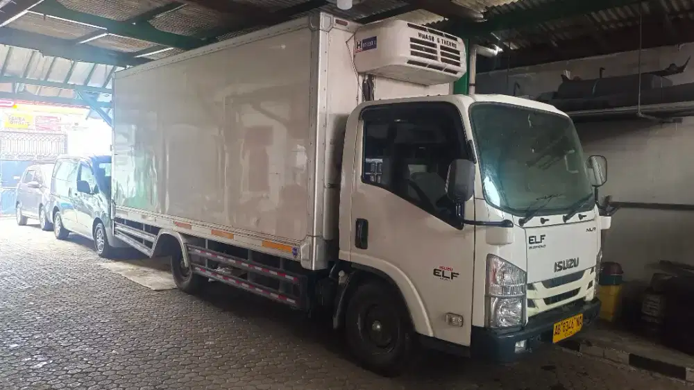 Isuzu ELF NLR 85 Long box frizer tahun 2023 (Nopol AB) istimewa