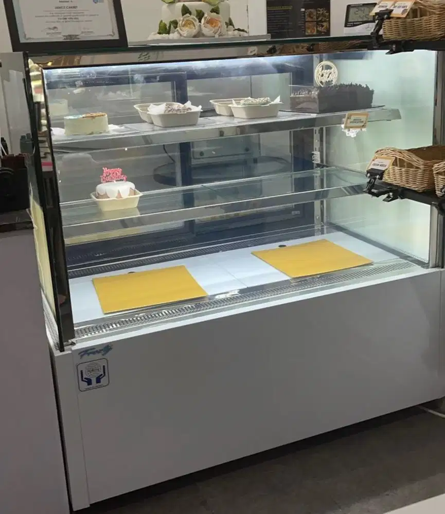 SHOWCASE CAKE merk Freeze