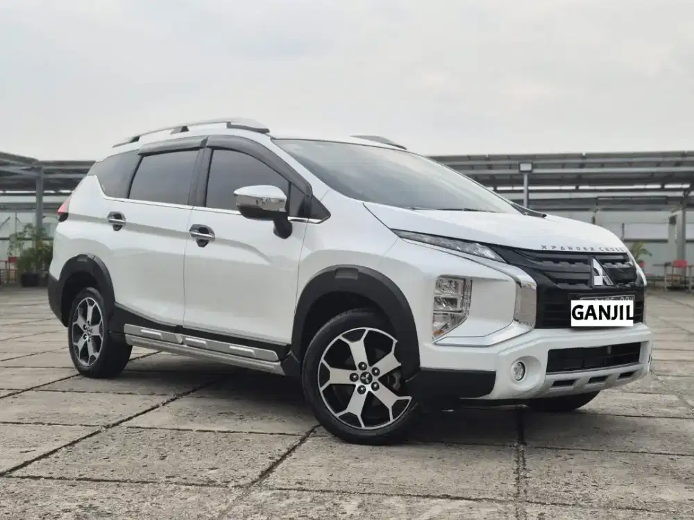 (Low Km) Xpander Cross Premium Package AT 2021 Tgn1 AC Digital DP 25jt