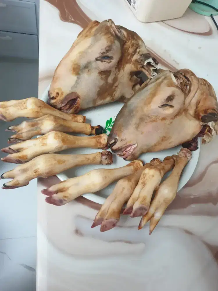 Kepala+kaki kambing dan kambing guling 2025