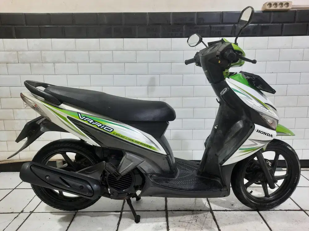 Vario cw tahun 2012 bagus siap gas