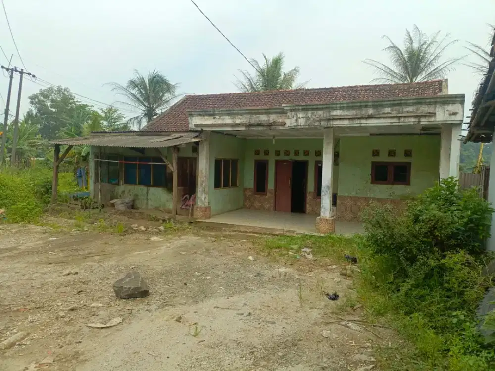 Rumah dan tanah luas 314 m2,  boringan 450 jt SHM