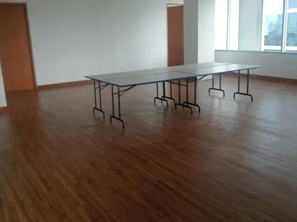 SEWA KANTOR DI JAKARTA PUSAT  KEMAYORAN  138M2  FITTED  110K NEGO