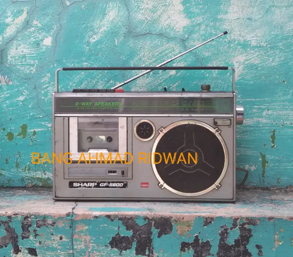 tape kaset pita radio MW AM SW antik jadul kuno tua klasik sharp