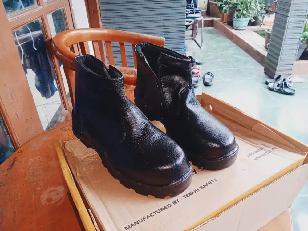 Sepatu safety king heitor uk 39 new