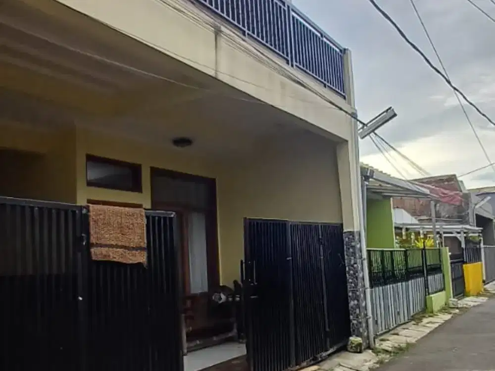 Dijual Rumah 2 lt siap huni Sarijadi