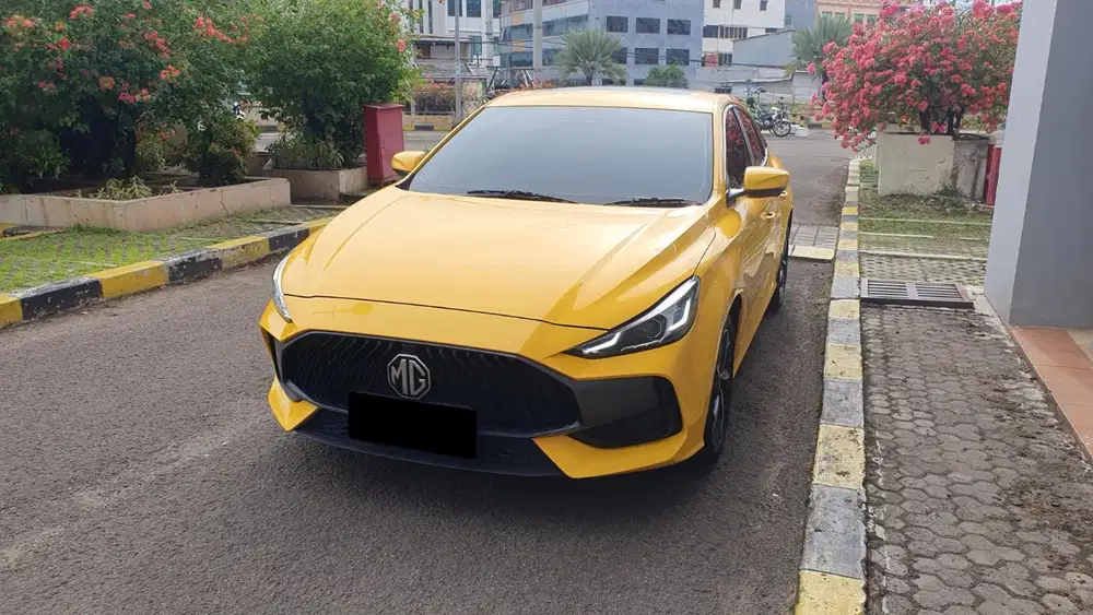 Km5rb mg 5 gt magnify 2022 kuning sunroof camera360