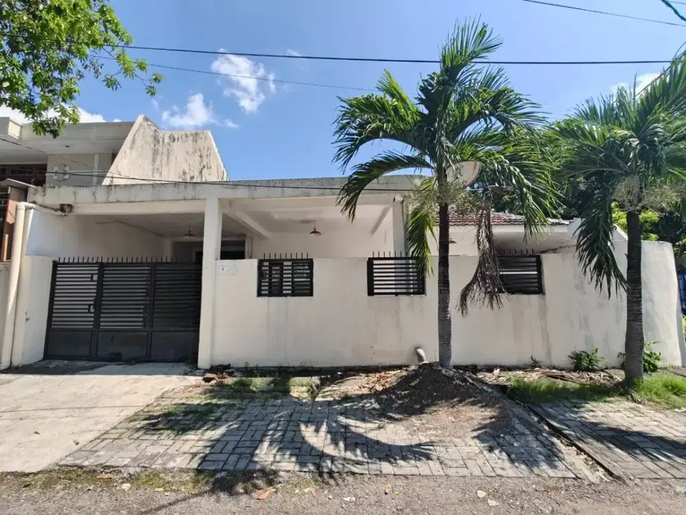 Turun harga! Dijual rumah hook ngagel madya cocok untuk kos