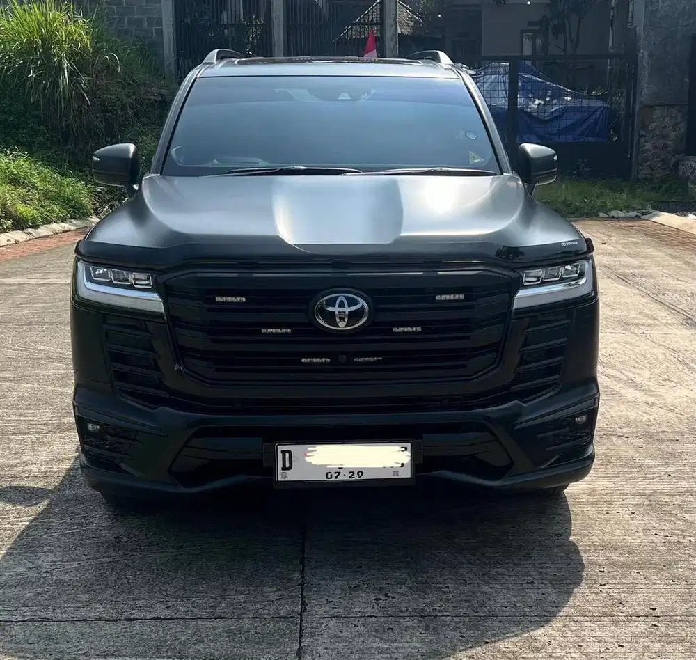 Toyota Land Cruiser 300VX-R km5.000