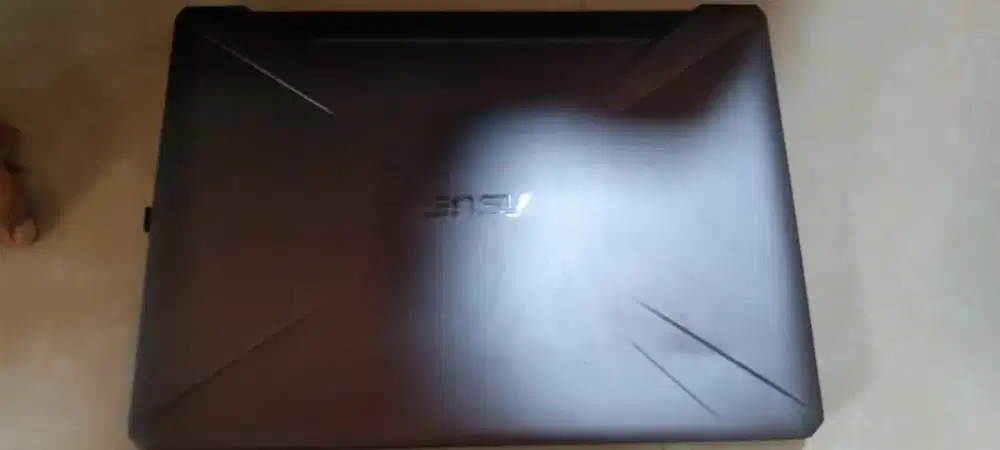 Laptop Asus type 560x860bhdd