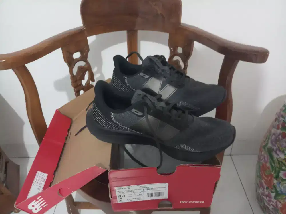 Sepatu New Balance 430v3 Black Grey Size 43 Original Like New