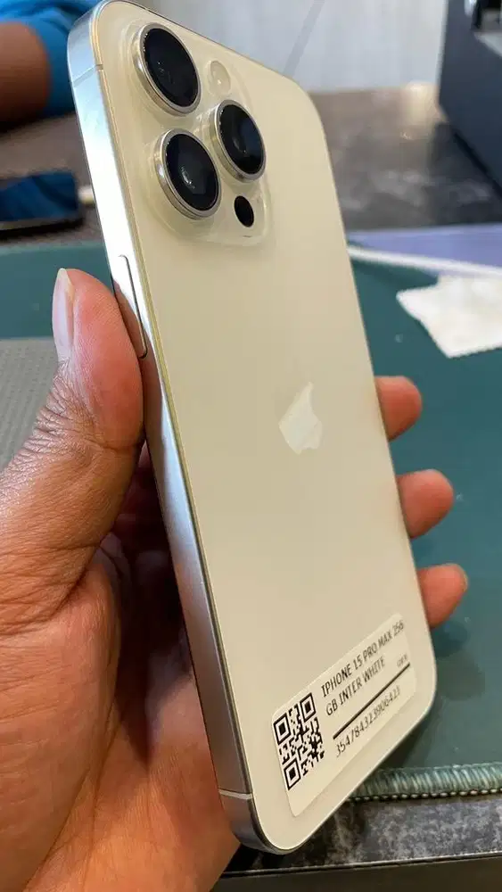 Iphone 15 promax 256 inter