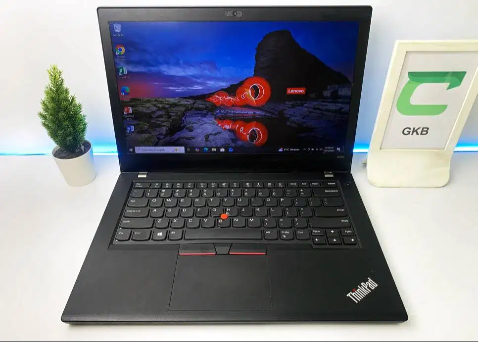 Laptop Lenovo Thinkpad Ryzen 5 Ram 8gb Ram 8gb Layar FHD Jernih bodi t