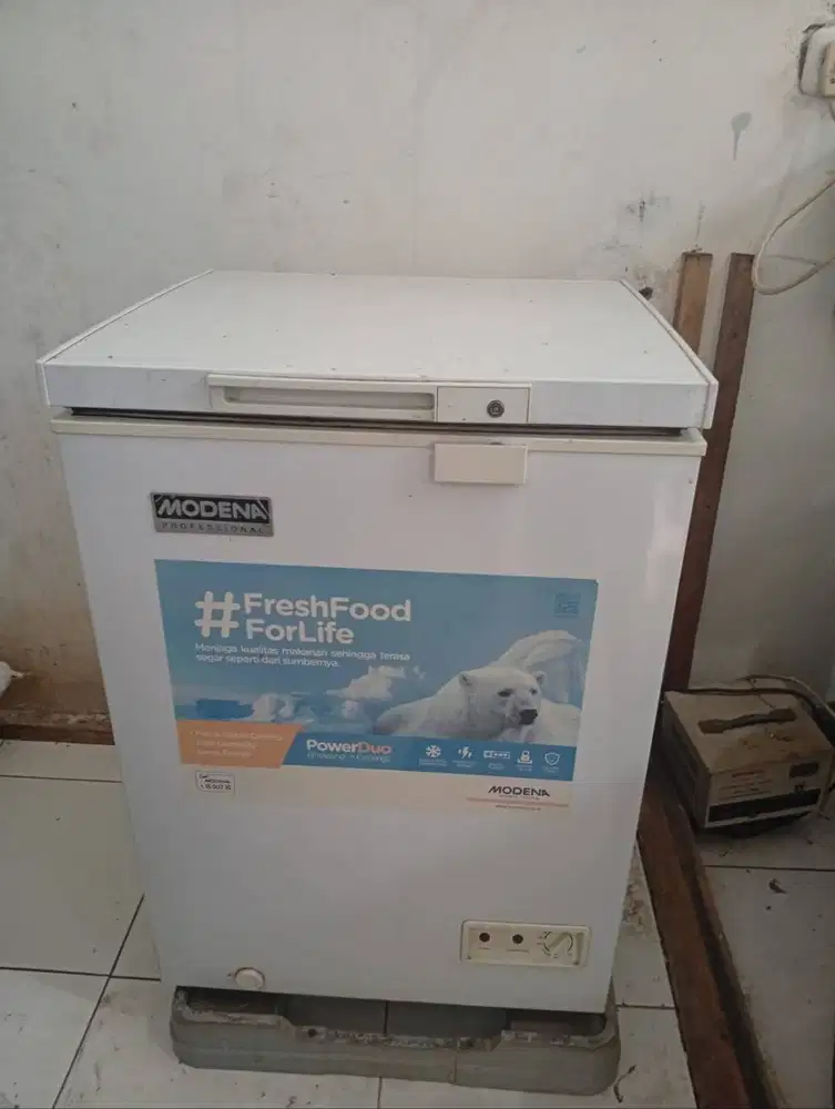 Modena Chest Freezer Box 100 Liter MD 0106