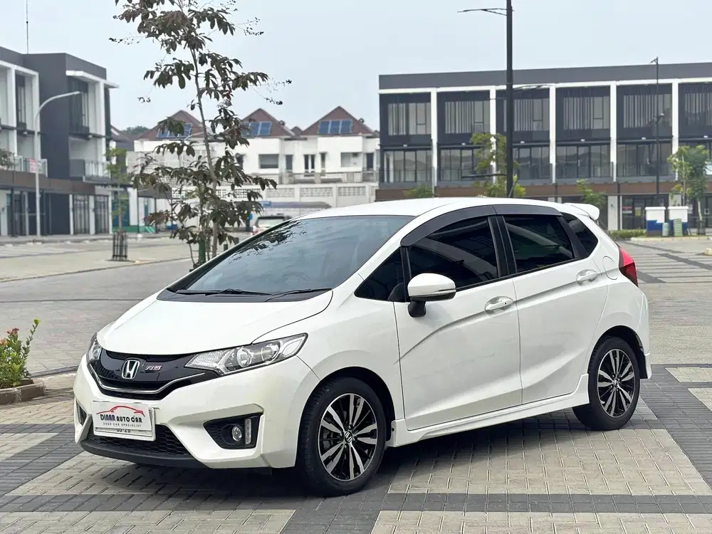 (20Jt) Jazz RS 2017 Matic 57Rb Warenty 1Th *Dinar Auto* Gk5 Hatchback