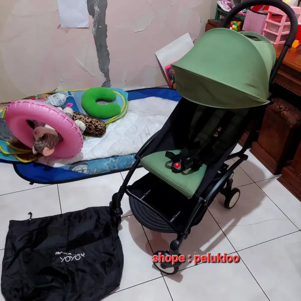 Stroller babyzen yoyo 6+ rangka hitam lengkap sarung ori