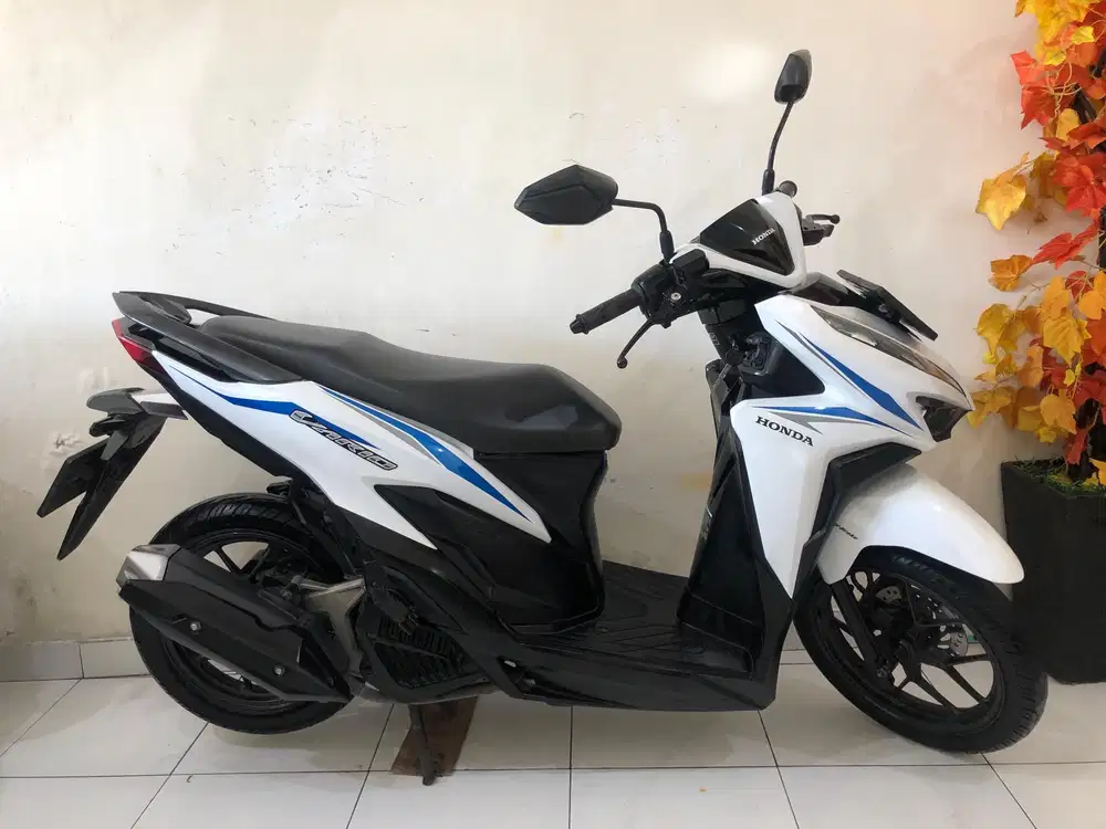 Honda Vario 125 Th.2018 putih!!