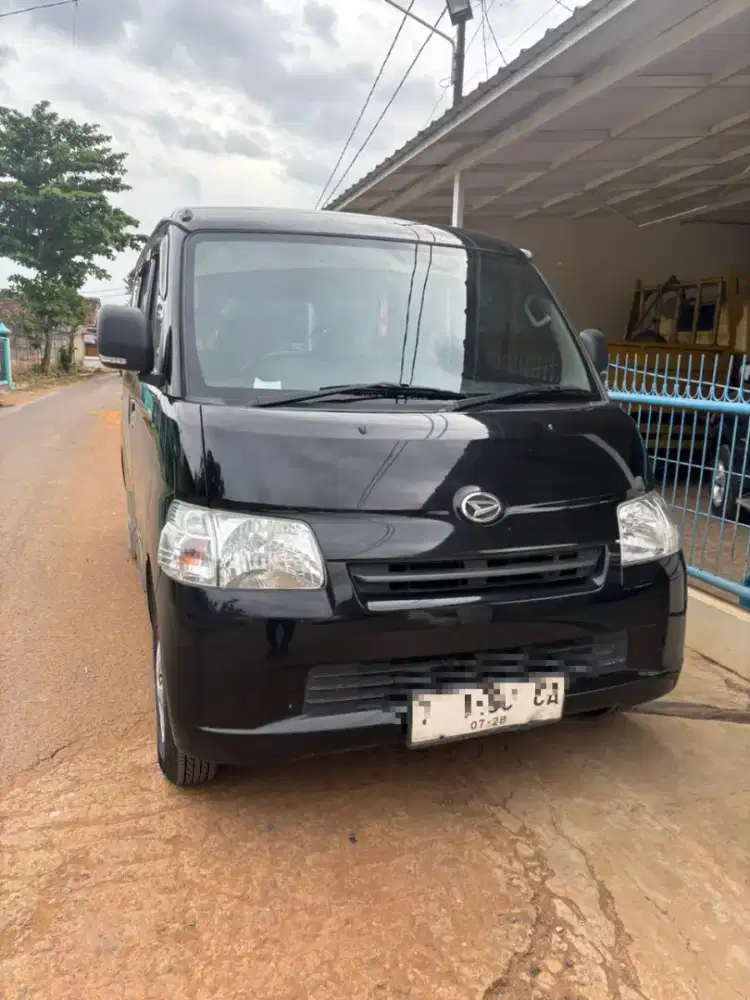 GRAN MAX Minibus Manual 2020