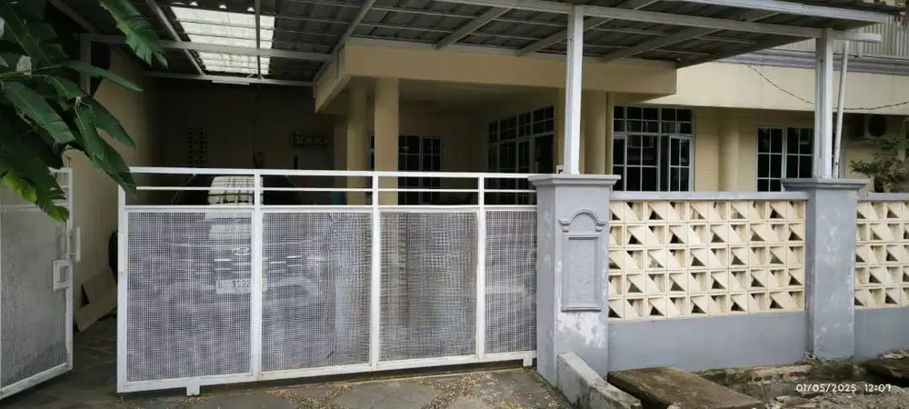 Jual Rumah Tanah luas bagus strategis pondok cabe cireunde lebak bulus