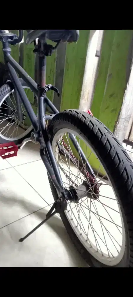 Sepeda BMX UK 20 rem sudah torpedo jual 250k