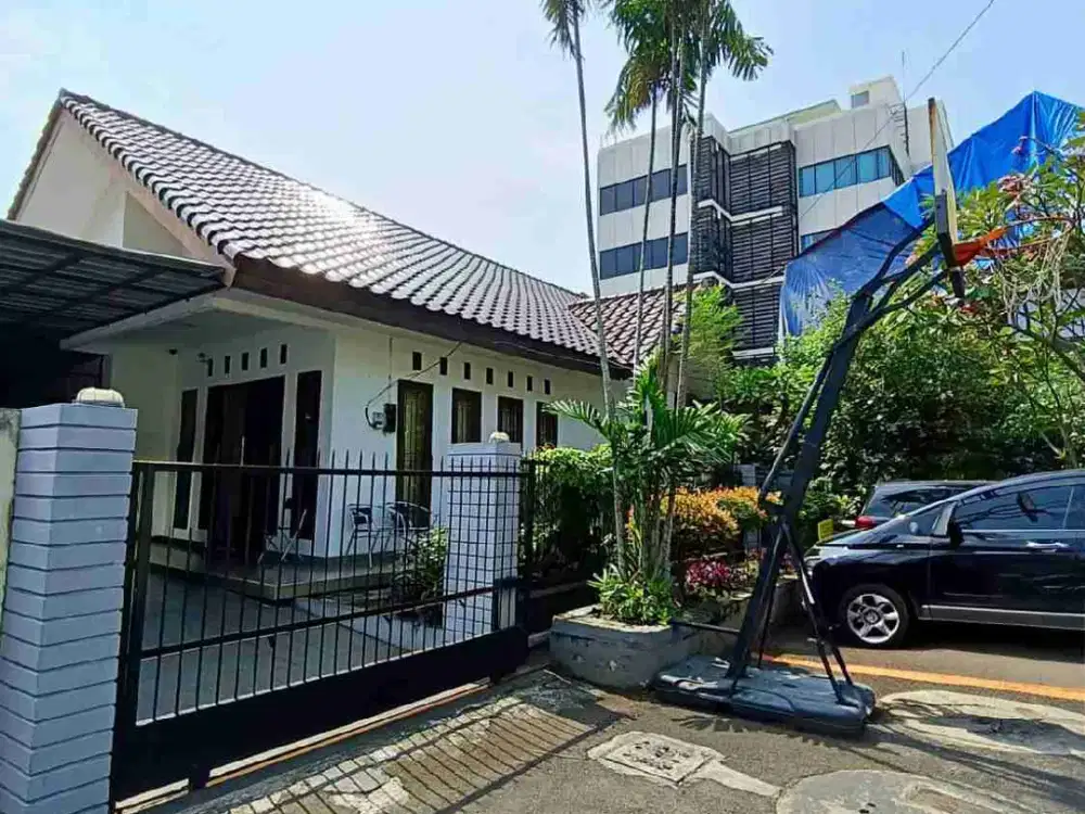 DIJUAL RUMAH 1,5 LANTAI NYAMAN DAN SIAP HUNI DI FATMAWATI JAKARTA SELATAN DEKAT AKSES TOL