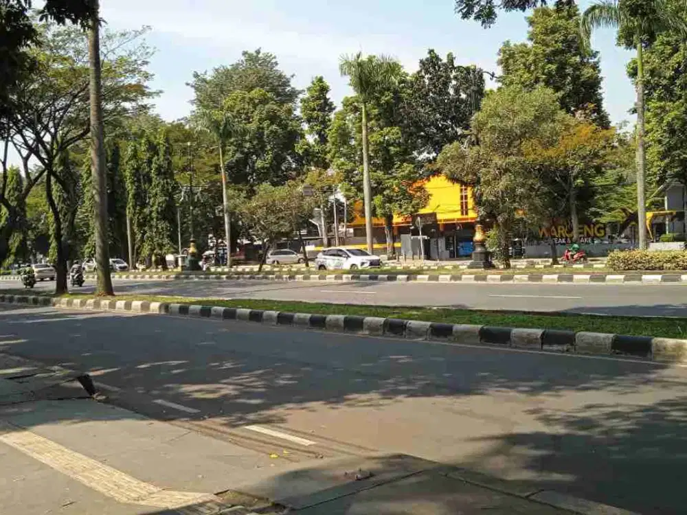 Tanah Komersil di Jalan Pemda Cibinong