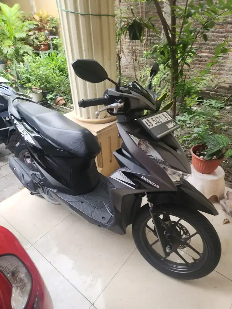 Beat f1 hitam abu 2023 Gbm