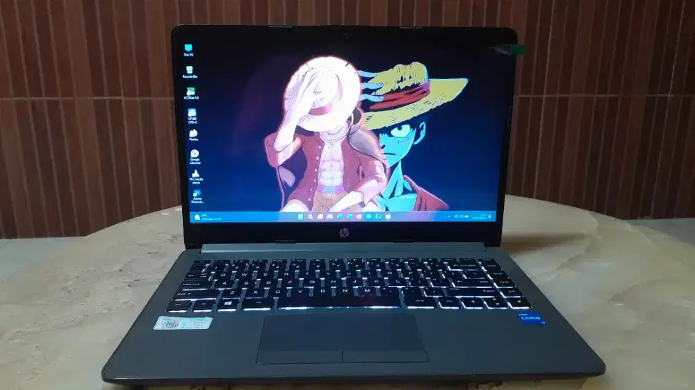 Laptop HP240 G8 core i3 Ram 8GB ssd nvme 512GB Backlight GEN 11