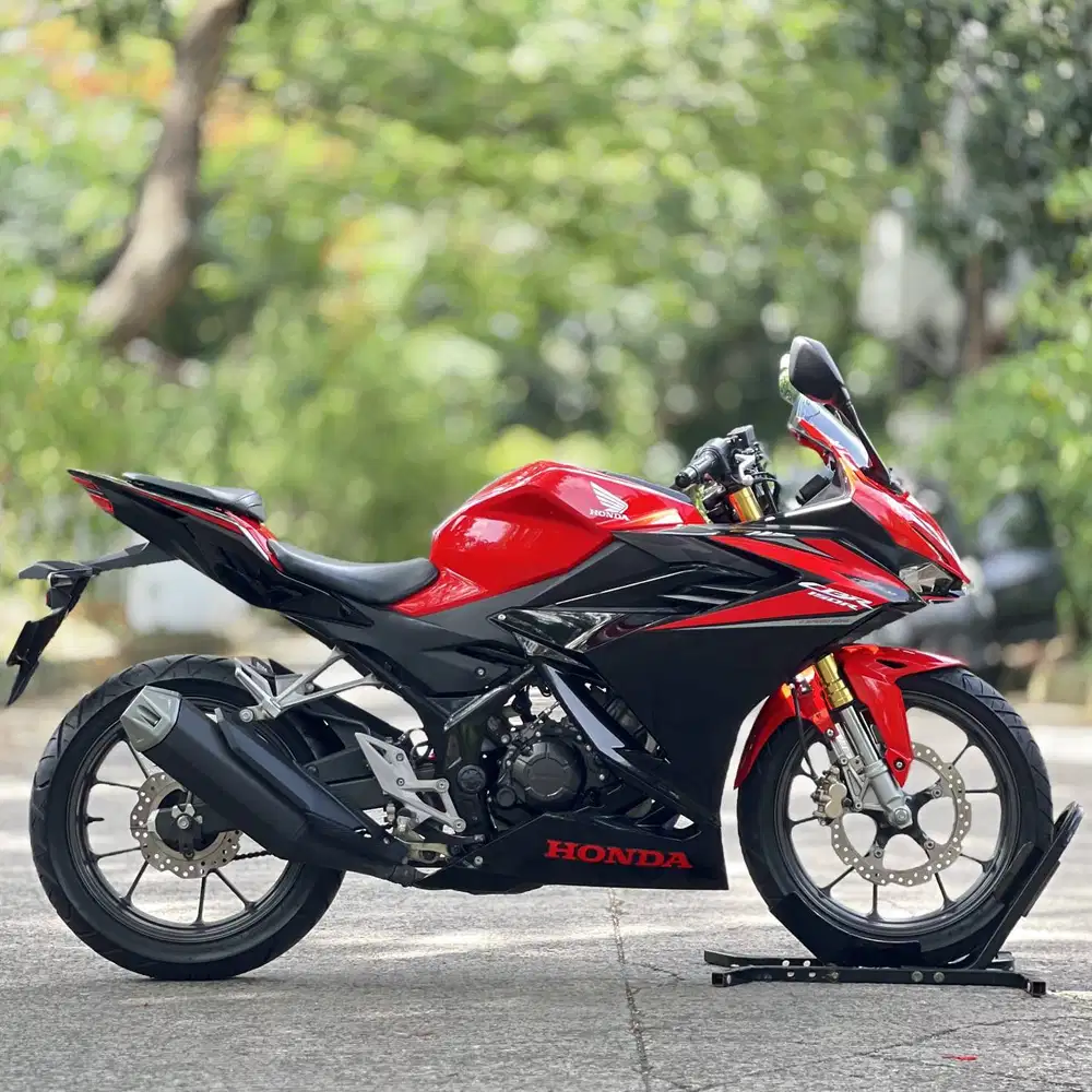 HONDA NEW CBR150R NON ABS 2023 MERAH KM LOW PAJAK PANJANG SIAP GAS