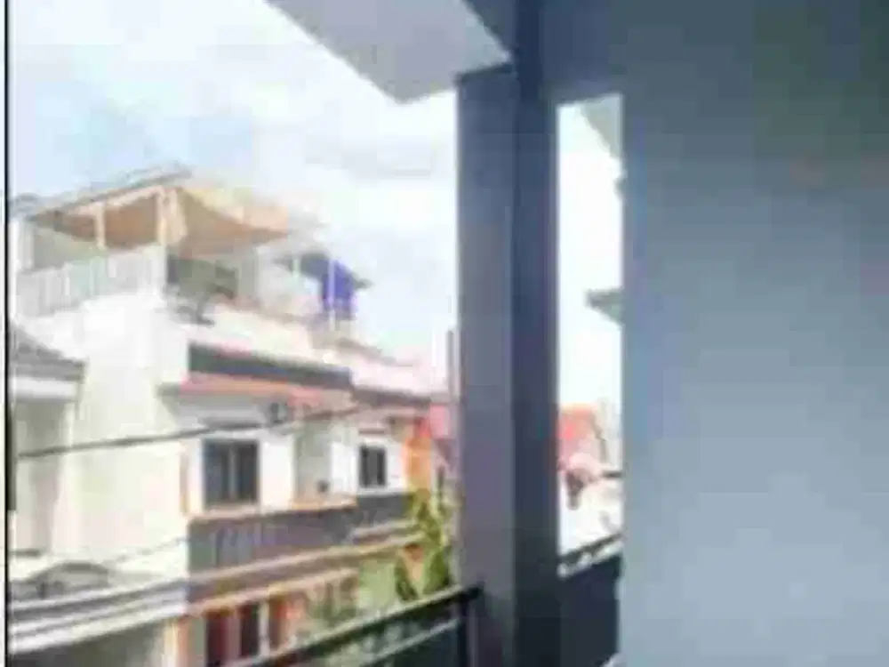 Disewa rumah 2 lantai Pondok kelapa Jakarta timur