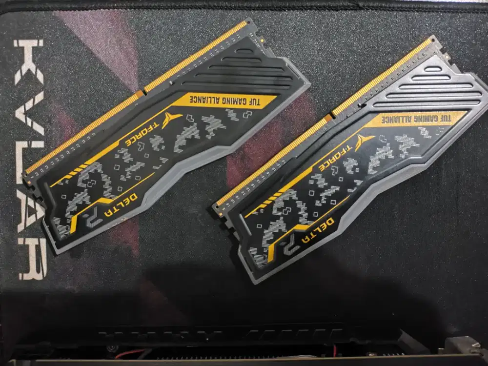 Asus dan Team force Watercooler + RAM