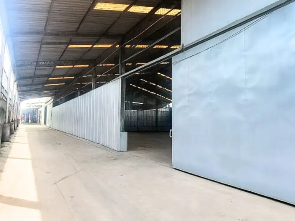 Disewakan Lokasi Strategis Gudang Ex Pabrik Area Daan Mogot Raya