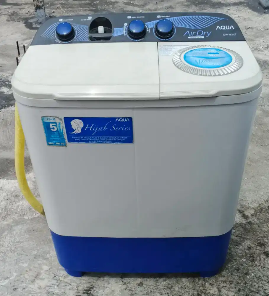Mesin cuci 2 tabung Aqua 8 kg