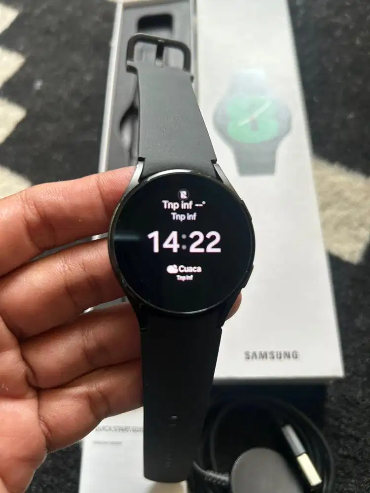 Galaxy Watch 4 40mm mulus normal lkp ex grs Resmi Sein Harga Pas