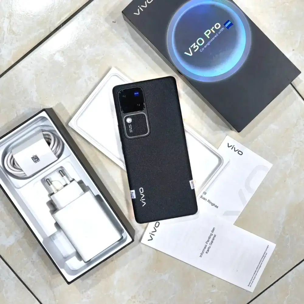 vivo v30 pro 12 /512gb resmi