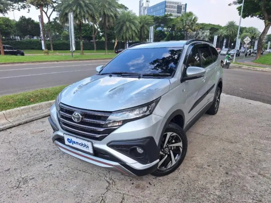 LOW DP Toyota Rush 1.5 TRD Sportivo 7 Bensin-AT 2018 SYO