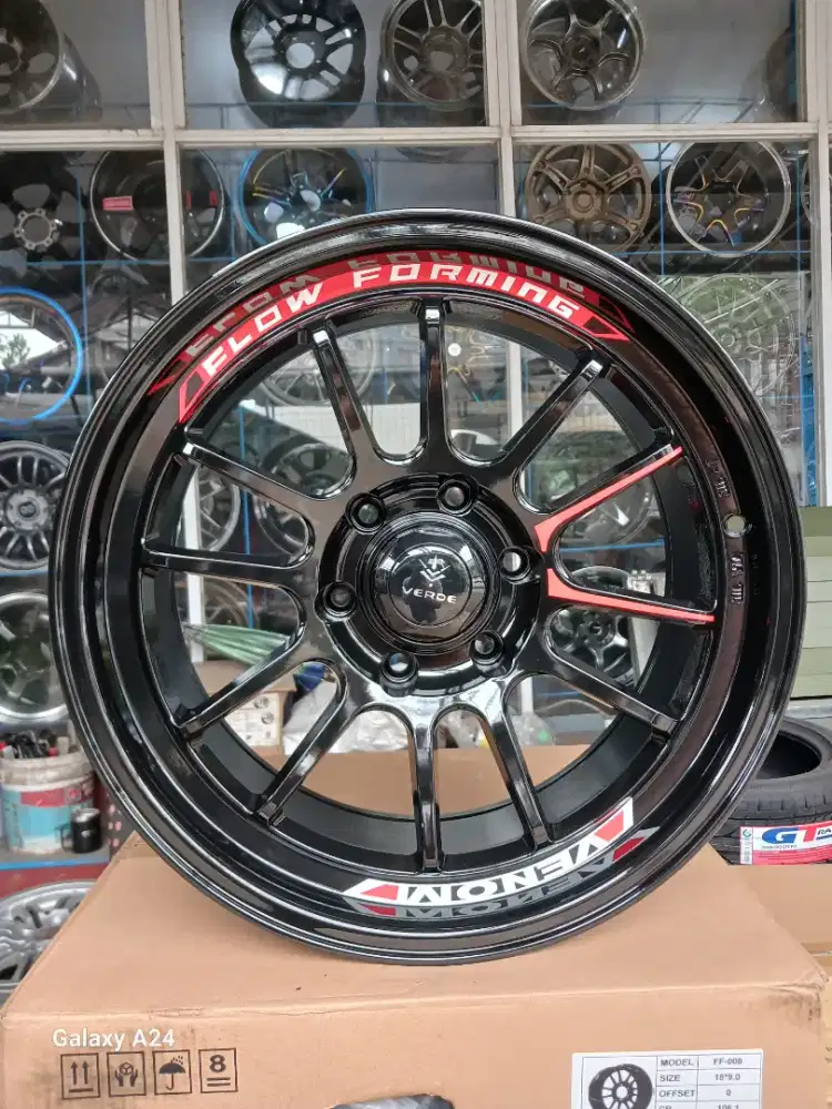 Lenso venom 5 ring 18x9 6x139,7 ET 0 fortuner pajero dll