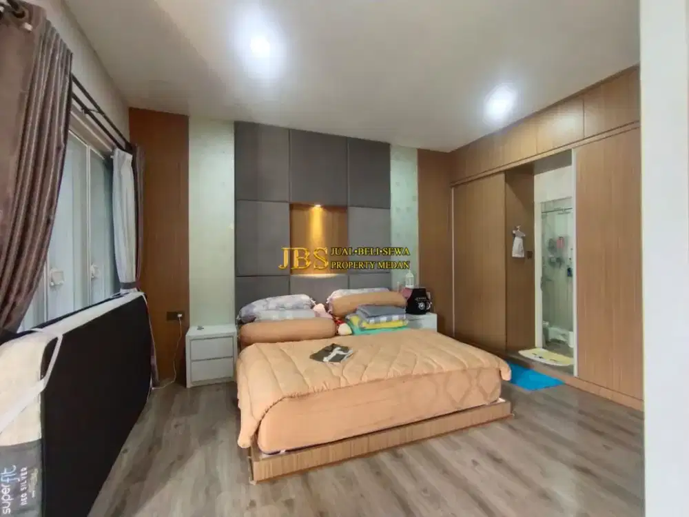 Rumah 2 Tingkat Dijual di Komplek Givency One Medan Type Versace