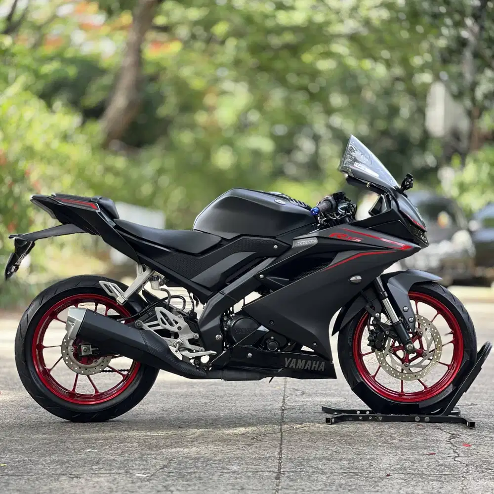 YAMAHA YZF R15 V3 2018 HITAM PAJAK PANJANG KAYAK BARU