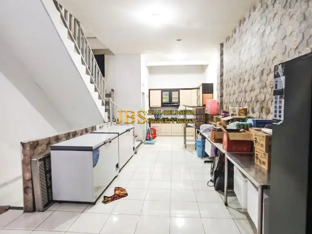 Dijual Ruko 3.5 Tingkat Kondisi Siap Huni Komplek Cemara Asri Jalan Boulevard Raya