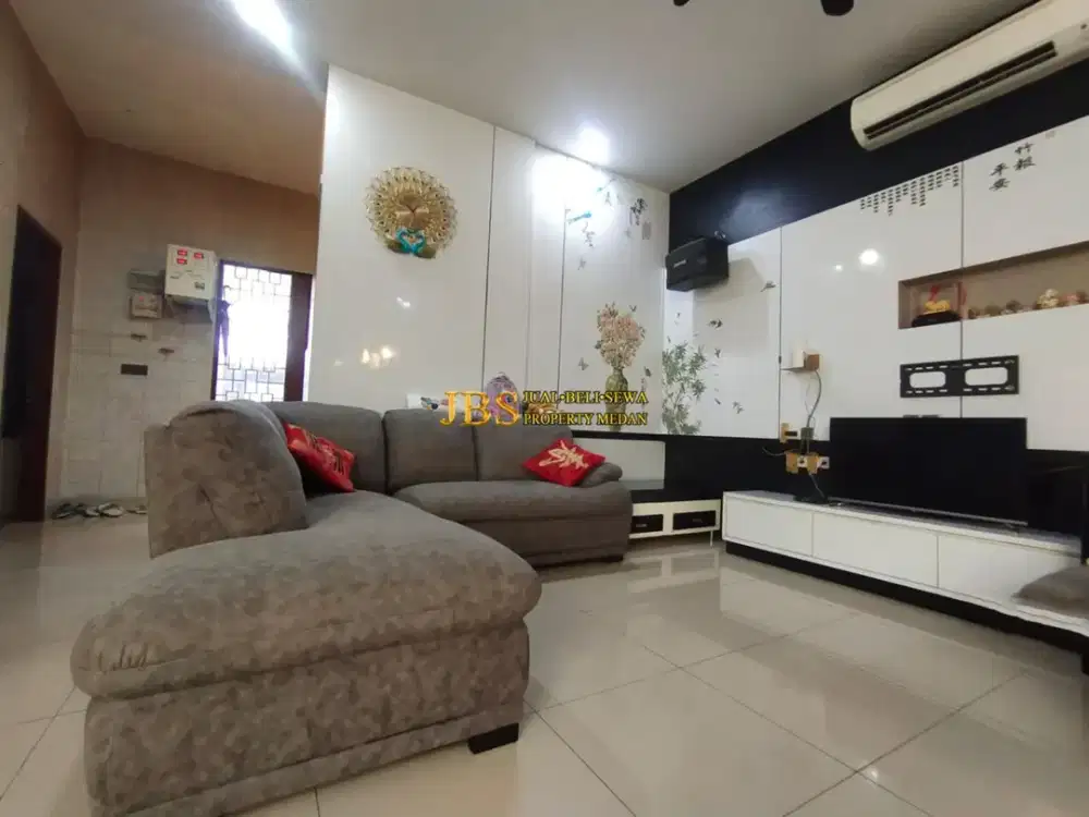 Dijual Rumah di Komplek Givency One Medan Type Versace